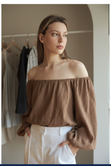 Soft Cocoa Taupe – Lifestyle Campaign